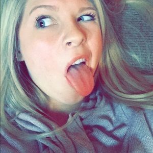 Meet your Posher, Carly