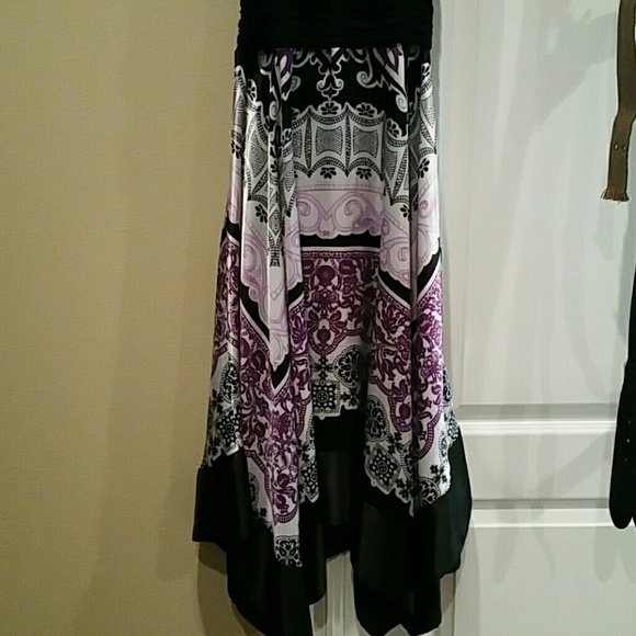 Dress - Picture 3 of 4