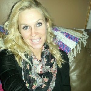 Meet your Posher, Jillian