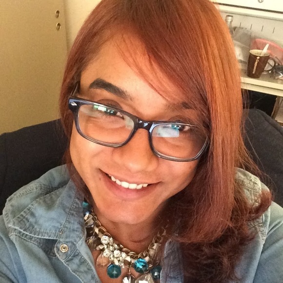 Meet your Posher, Emy