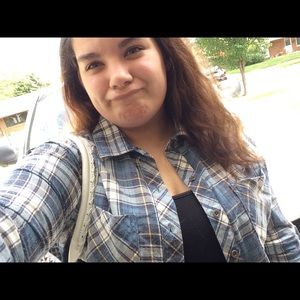 Meet your Posher, Emily