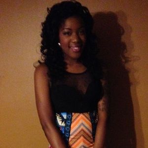 Meet your Posher, Marissa