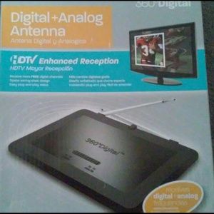 Digital + Analog Antenna