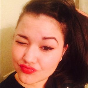 Meet your Posher, Diane