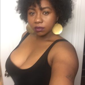 Meet your Posher, Myeshia