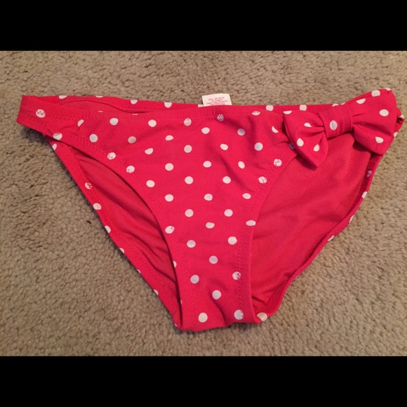 🚫SOLD IN BUNDLE!🚫Cute polka dot bikini - Picture 3 of 3