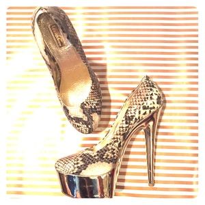 Wild Pair Snake Print Platform Heels. Brand new!
