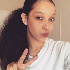 Meet your Posher, Annette