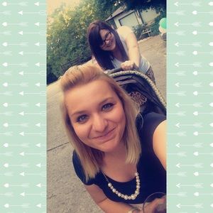 Meet your Posher, Abby