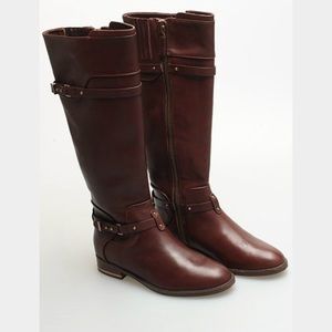Brown leather BCBG MaxAzria riding boots
