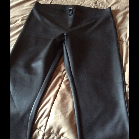 Leather leggings