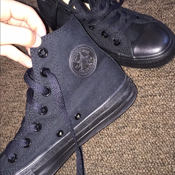 black converse all star