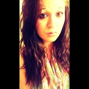 Meet your Posher, Katelynn