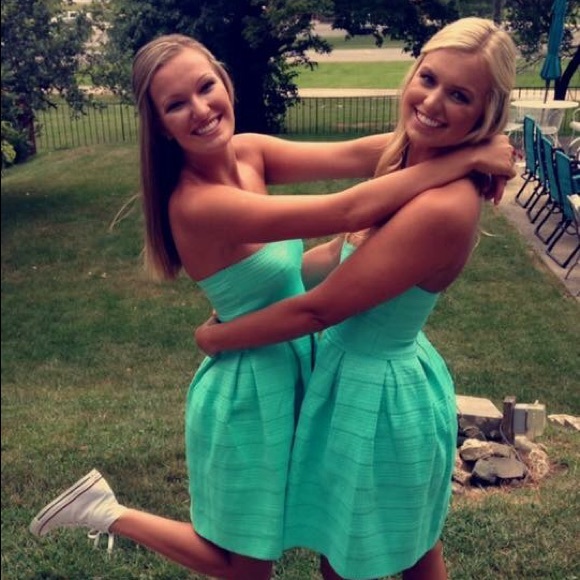 Meet your Posher, Cassidy - Picture 1 of 1