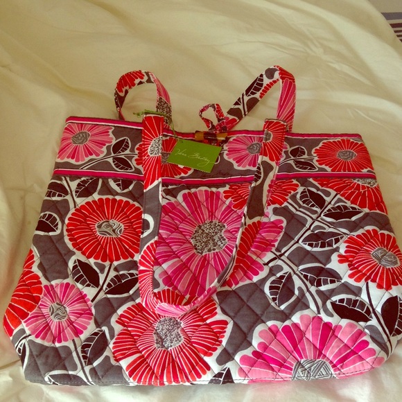 Vera Bradley Tote (NWT)