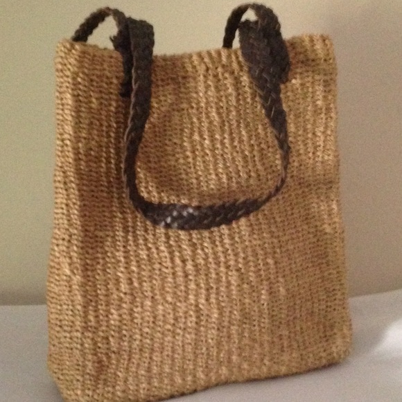 Handwoven tote - Picture 2 of 3