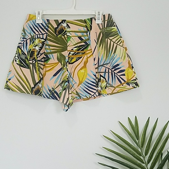 ASOS Pants - ASOS Palm High Waist Shorts