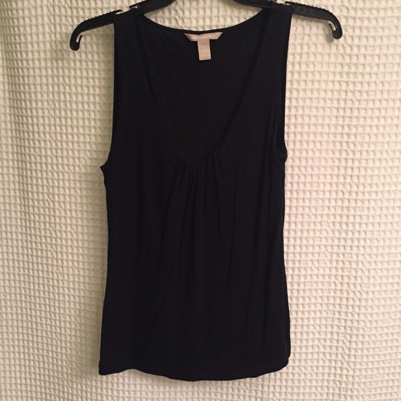 Black Shell Tank w gathered neckline - Picture 1 of 2