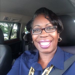 Meet your Posher, Sandra