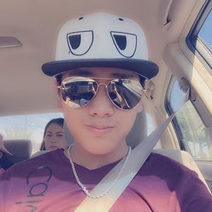 Meet your Posher, Vy