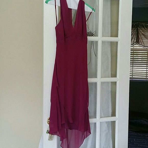 BCBG DRESS. - Picture 2 of 2