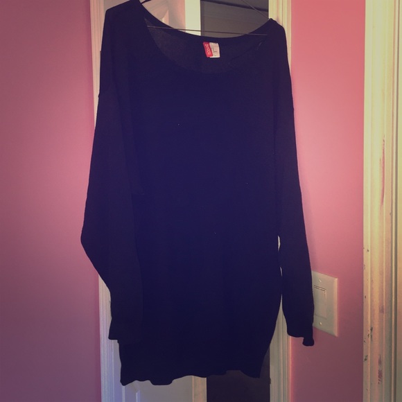 Oversized black sweater from H&M