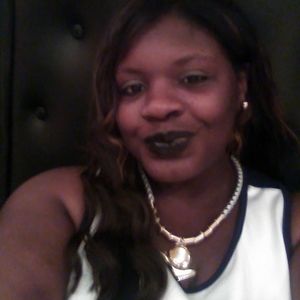 Meet your Posher, Candi