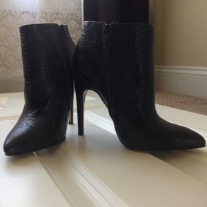 Aldo black leather booties