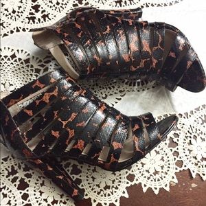 Colin Stuart tiger print shoes