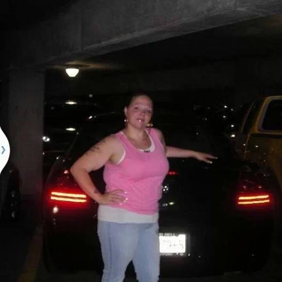 Meet your Posher, Heather - Picture 1 of 1