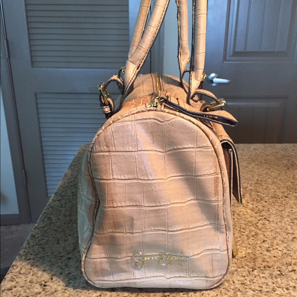 Jessica Simpson Handbag - Picture 3 of 4