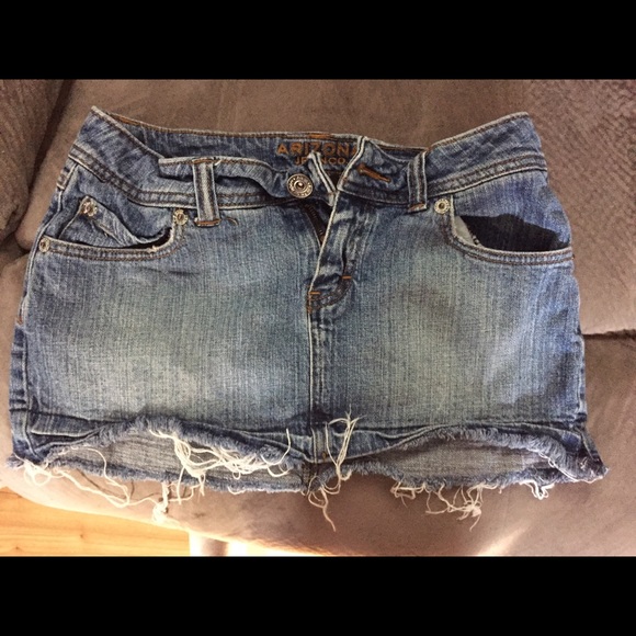 Short mini skirt