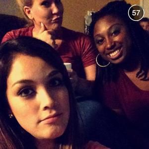 Meet your Posher, Kayla