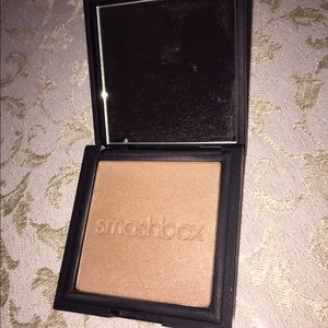 Smashbox authentic blush in "hint of bronze"