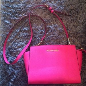 Michael Kors Selma Cross body