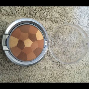 Powder palette multi colored blush blushing mocha