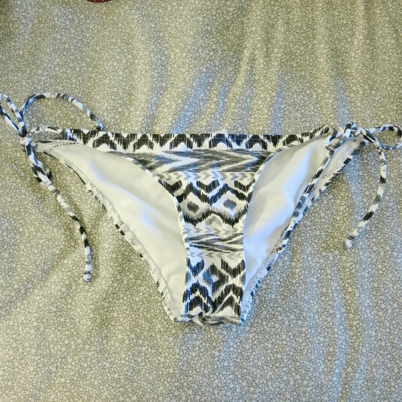 Tribal print swim bottoms