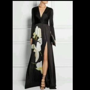 🎉🎉HP🎉🎉 Beautiful Maxi dress