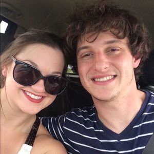 Meet your Posher, Liza