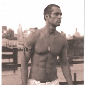 Meet your Posher, Tassa