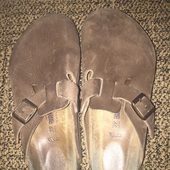 Brown textured leather Birkenstocks