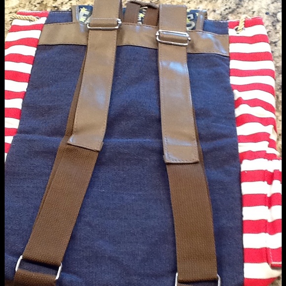 Red Striped backpack - Picture 3 of 4
