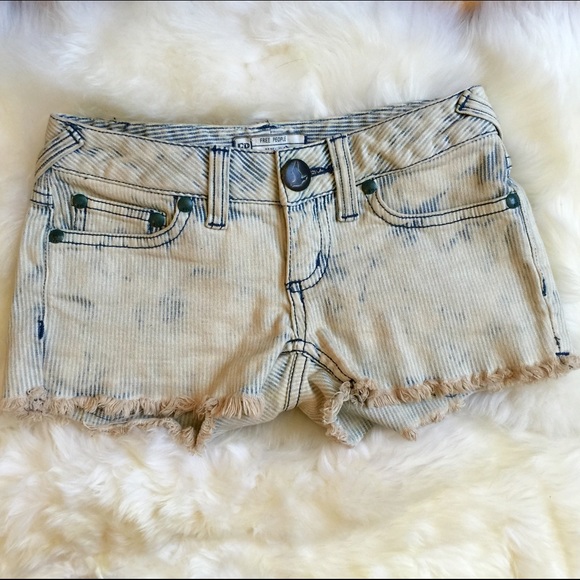 Free People Distressed Cutoff Shorts size 24