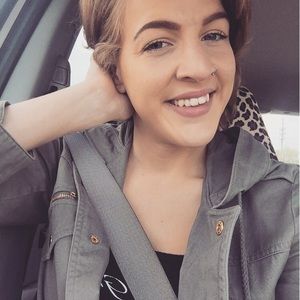 Meet your Posher, Aimee