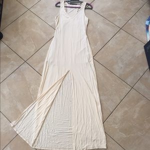 Maxi dress. Never been worn!