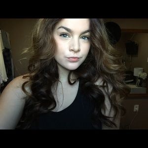 Meet your Posher, Shelbie