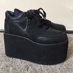 Y.R.U "Qozmo Lo" platform shoes