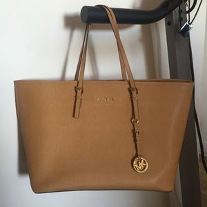 ✨final price! MICHAEL KORS Bag✨