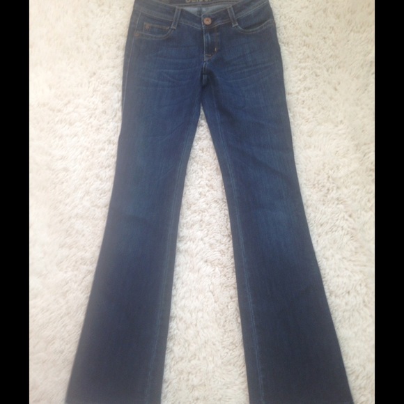 DL1961 designer jeans