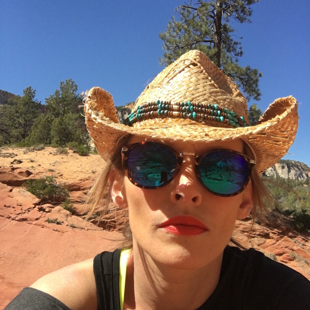 Meet your Posher, Frances